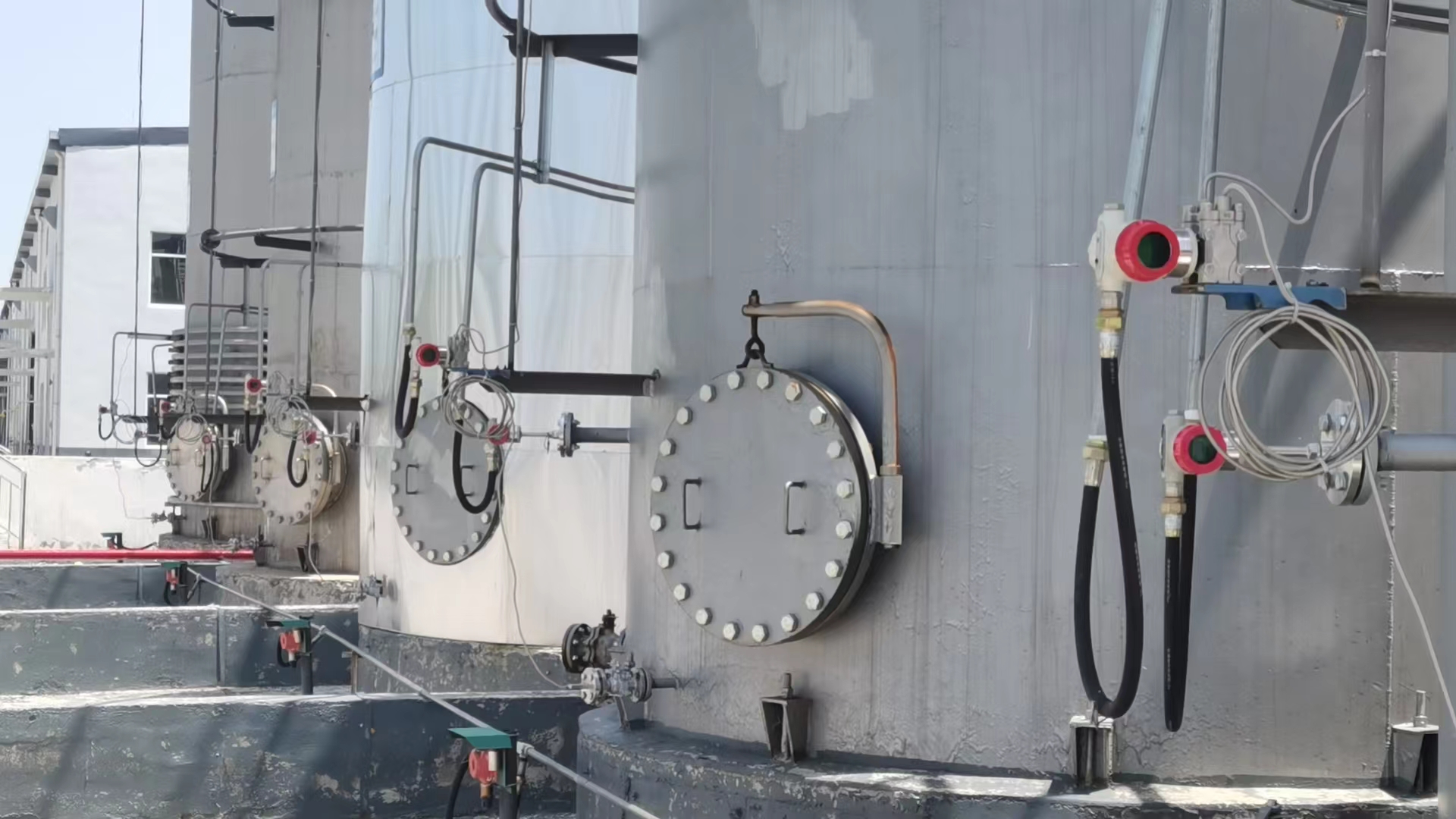 mart Pressure Transmitter Case Photos-2