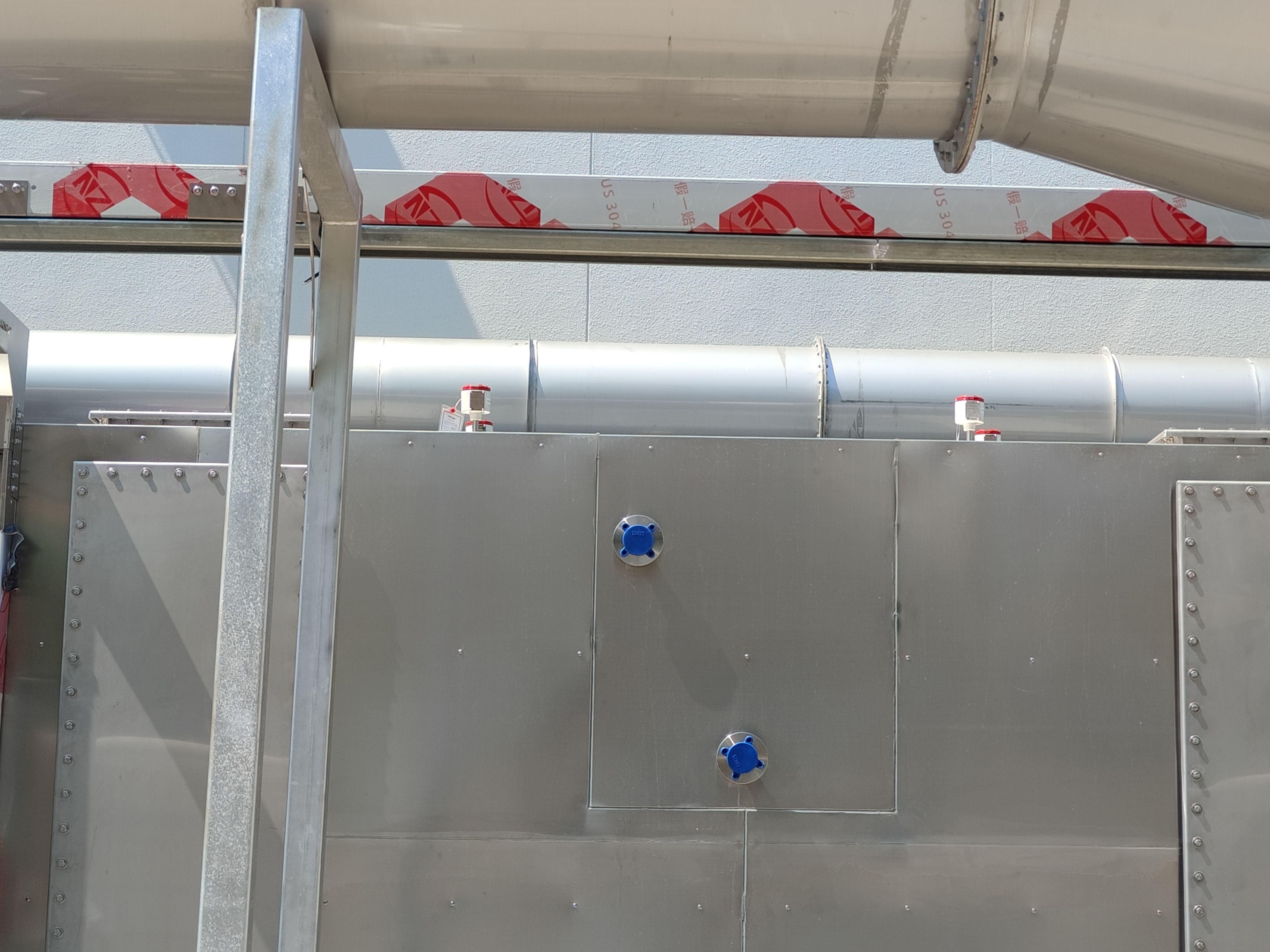 Temperature and Pressure Transmitter Case Images-6